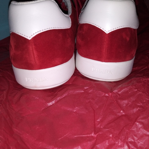 Traded*Up*For*Trade*Mens Red Sneakers - Picture 3 of 8
